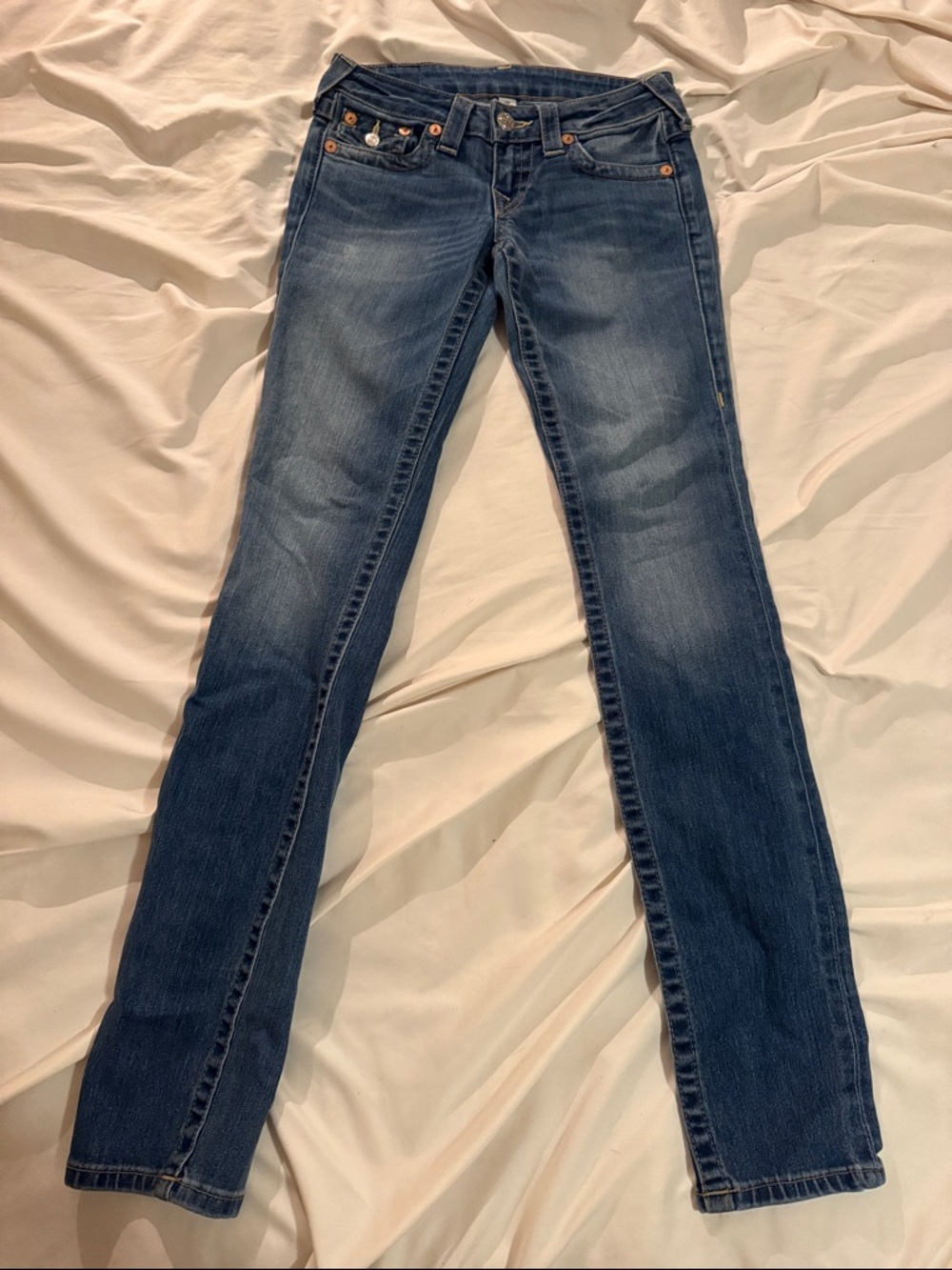 True Religion Women's Medium Blue Skinny Jeans with Signature Pocket Stitching - Picture 6 of 6